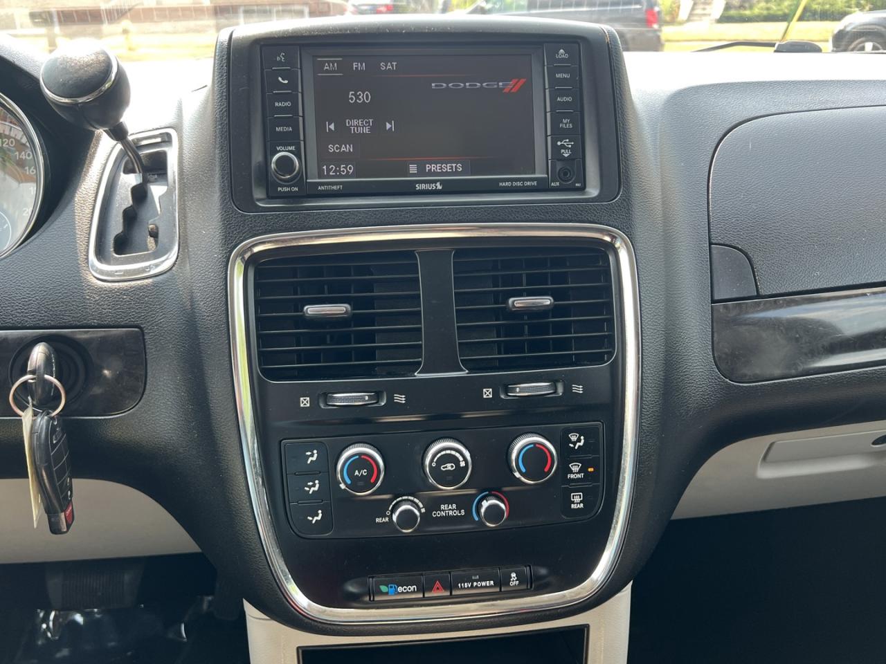 2013 Dodge Grand Caravan SE - Photo #21