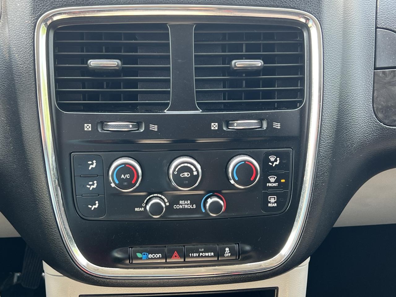 2013 Dodge Grand Caravan SE - Photo #20