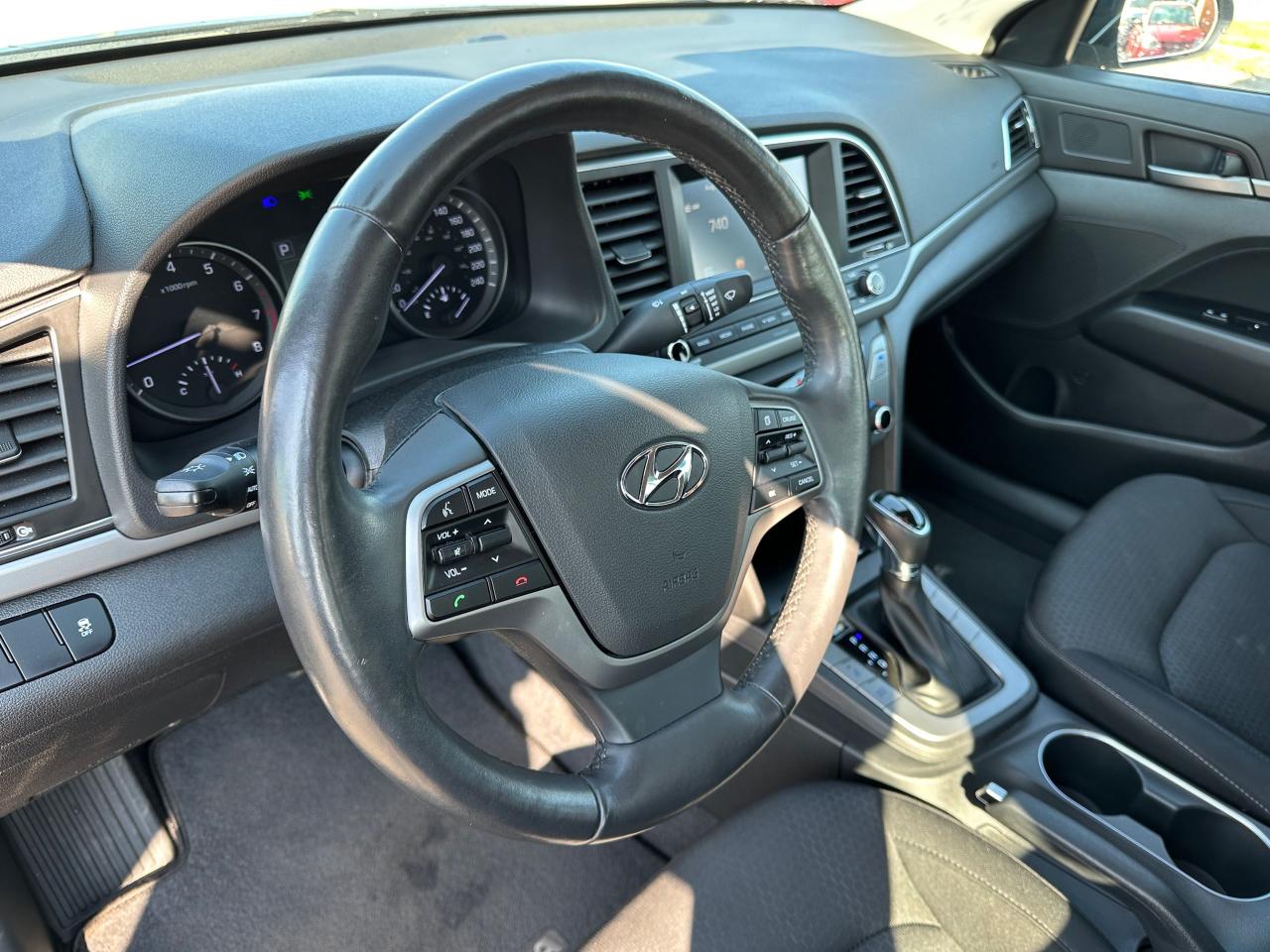2017 Hyundai Elantra GL, ONLY 15,000KM, 1 OWNER, NO ACCIDENT, WARRANTY, - Photo #9