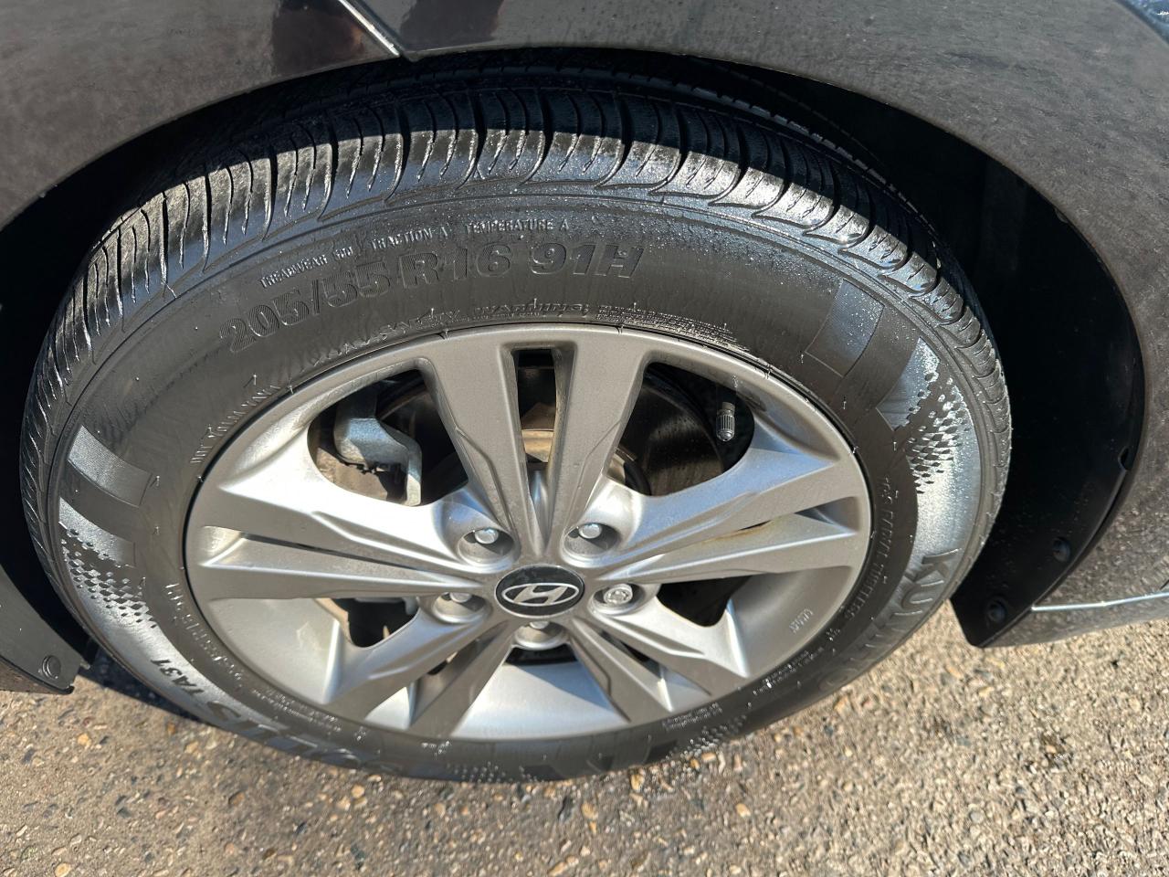 2017 Hyundai Elantra GL, ONLY 15,000KM, 1 OWNER, NO ACCIDENT, WARRANTY, - Photo #19