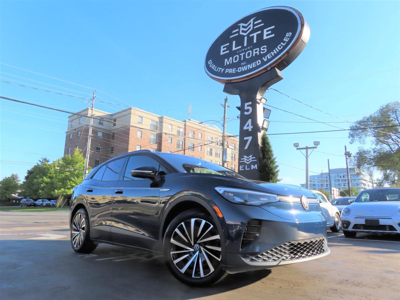 Used 2023 Volkswagen ID.4 PRO w/SK On Battery - Blind Spot Monitor - Reverse Camera !! for sale in Burlington, ON