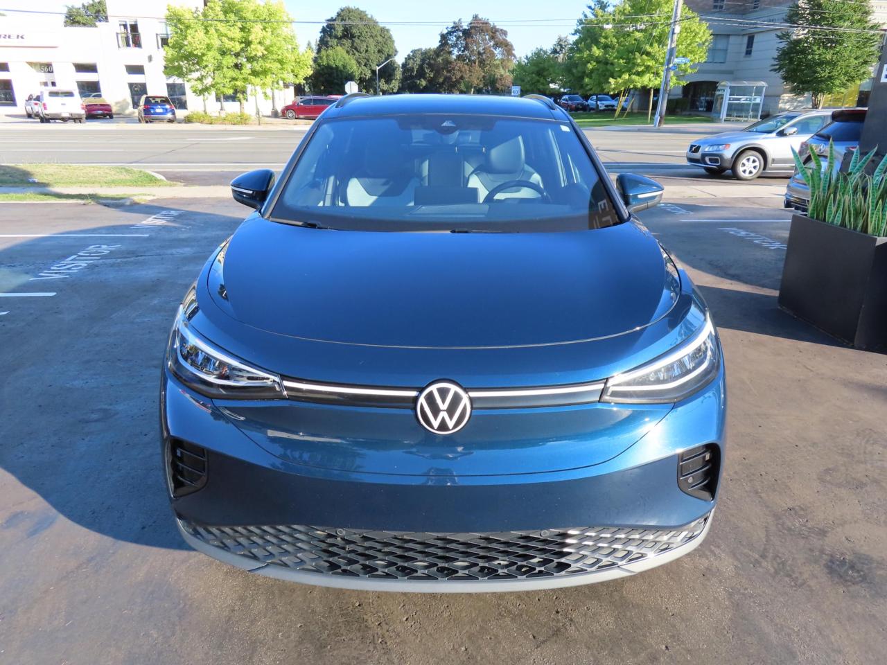 2023 Volkswagen ID.4 PRO w/SK On Battery - Blind Spot Monitor - Reverse Camera !! Photo