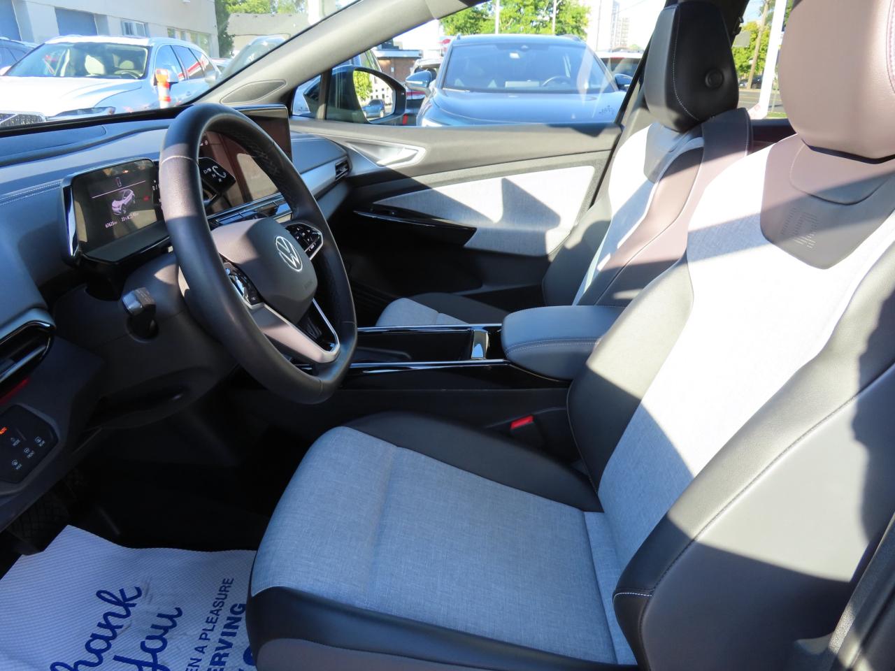 2023 Volkswagen ID.4 PRO w/SK On Battery - Blind Spot Monitor - Reverse Camera !! Photo