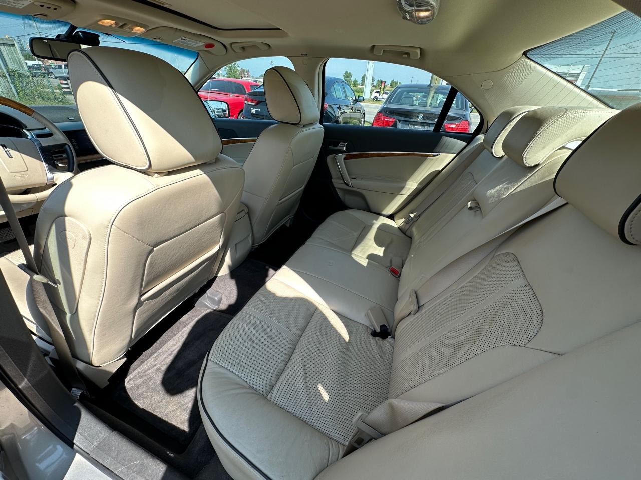 2010 Lincoln MKZ AWD, SEDAN, ONLY 45KMS, LOADED, CERTIFIED - Photo #18