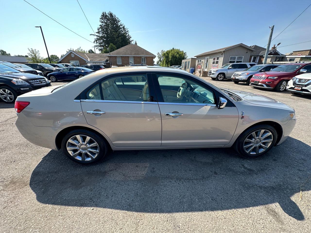 2010 Lincoln MKZ AWD, SEDAN, ONLY 45KMS, LOADED, CERTIFIED - Photo #6