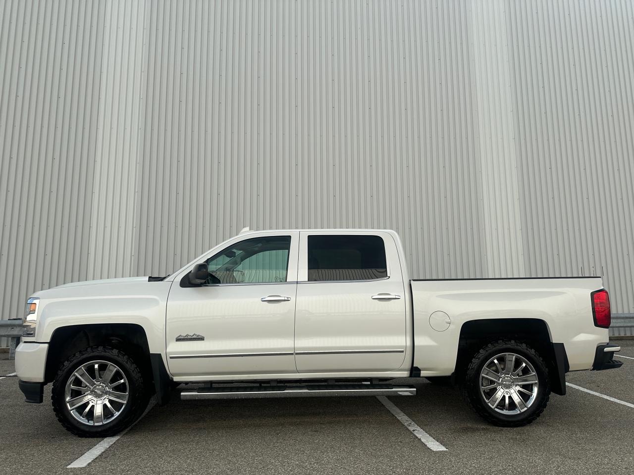 Used 2017 Chevrolet Silverado 1500 High Country 6.2 L Fully Appointed for sale in Mississauga, ON