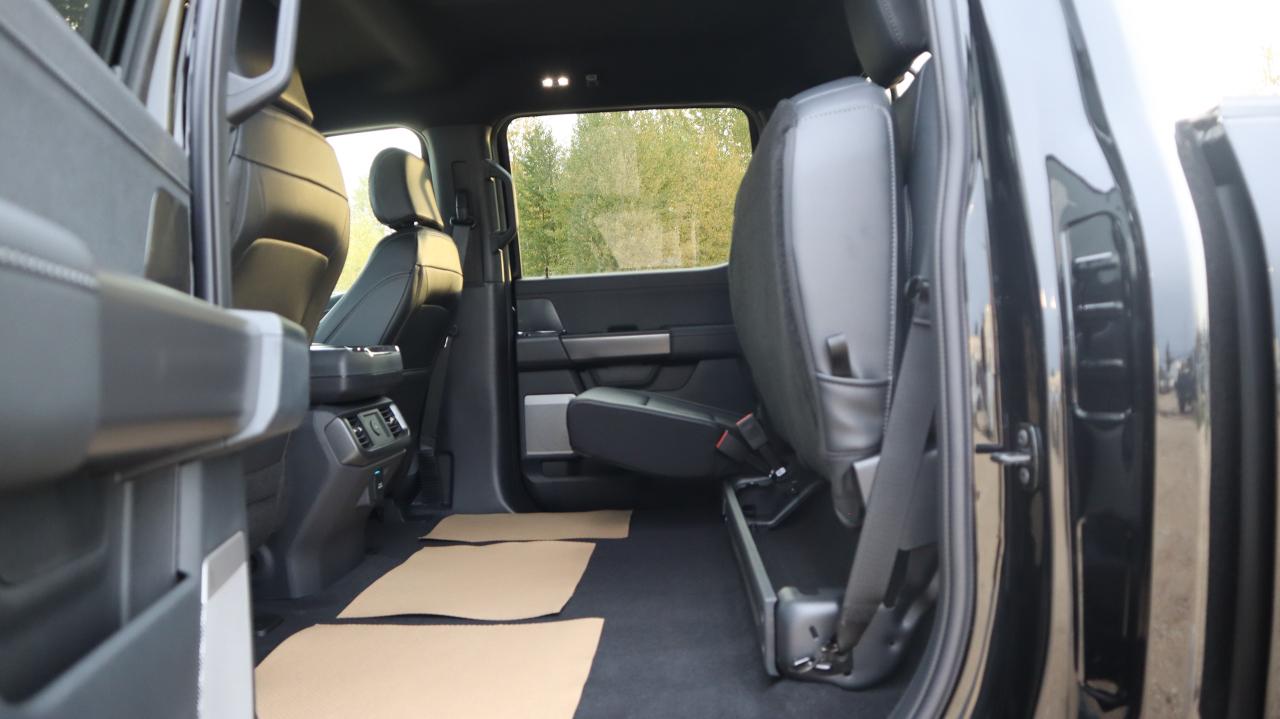 2025 Ford F-150 Lariat Photo5
