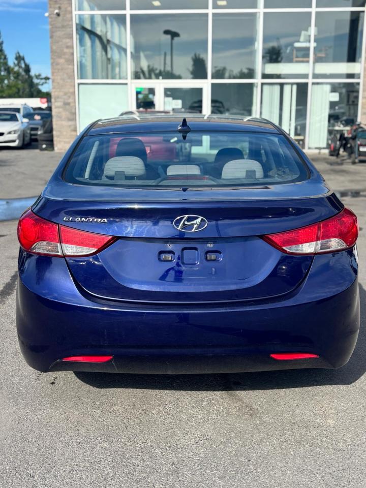 2013 Hyundai Elantra GL - Photo #7