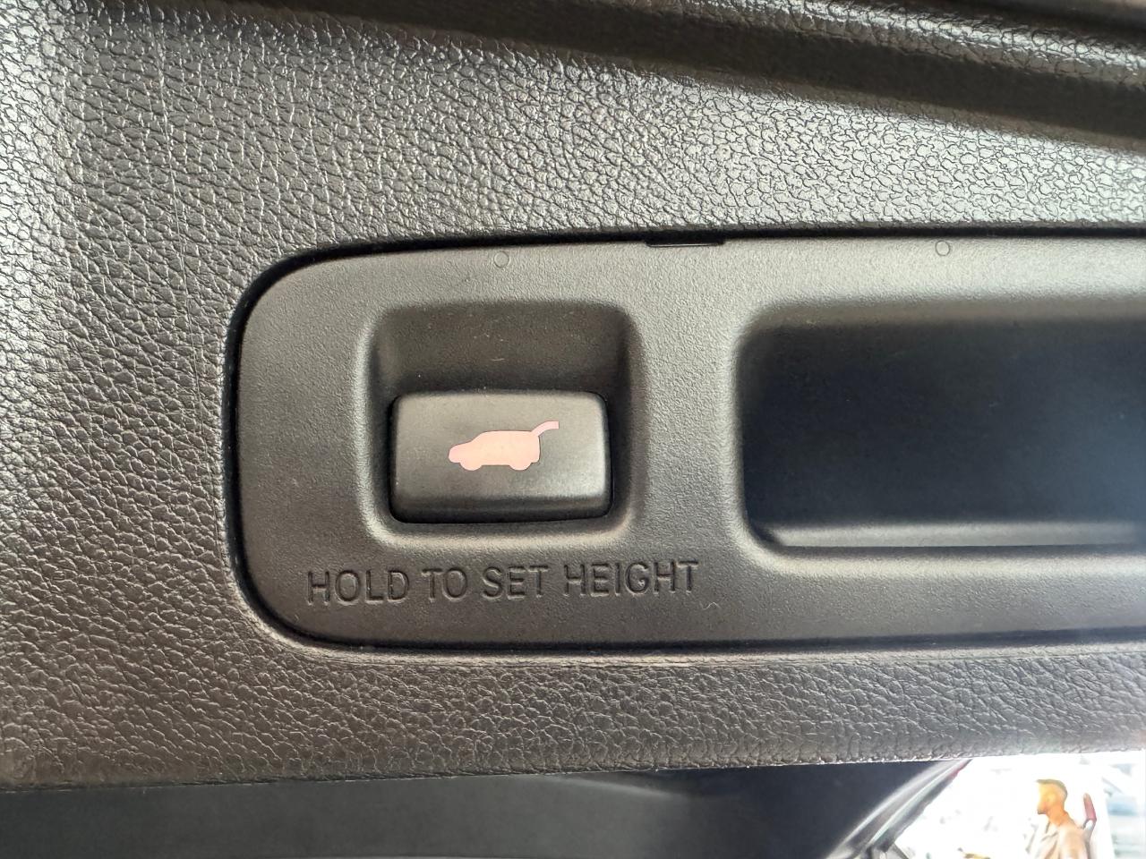 2020 Honda CR-V Sport AWD+Roof+Adaptive Cruise+CLEAN CARFAX - Photo #4