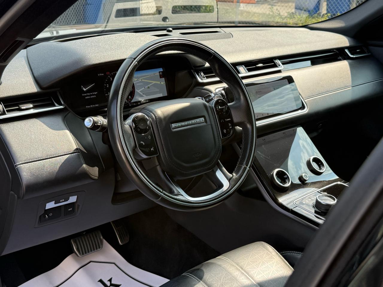 2019 Land Rover Range Rover Velar R-Dynamic HSE NAVI|SUNROOF|BLUETOOTH Photo4