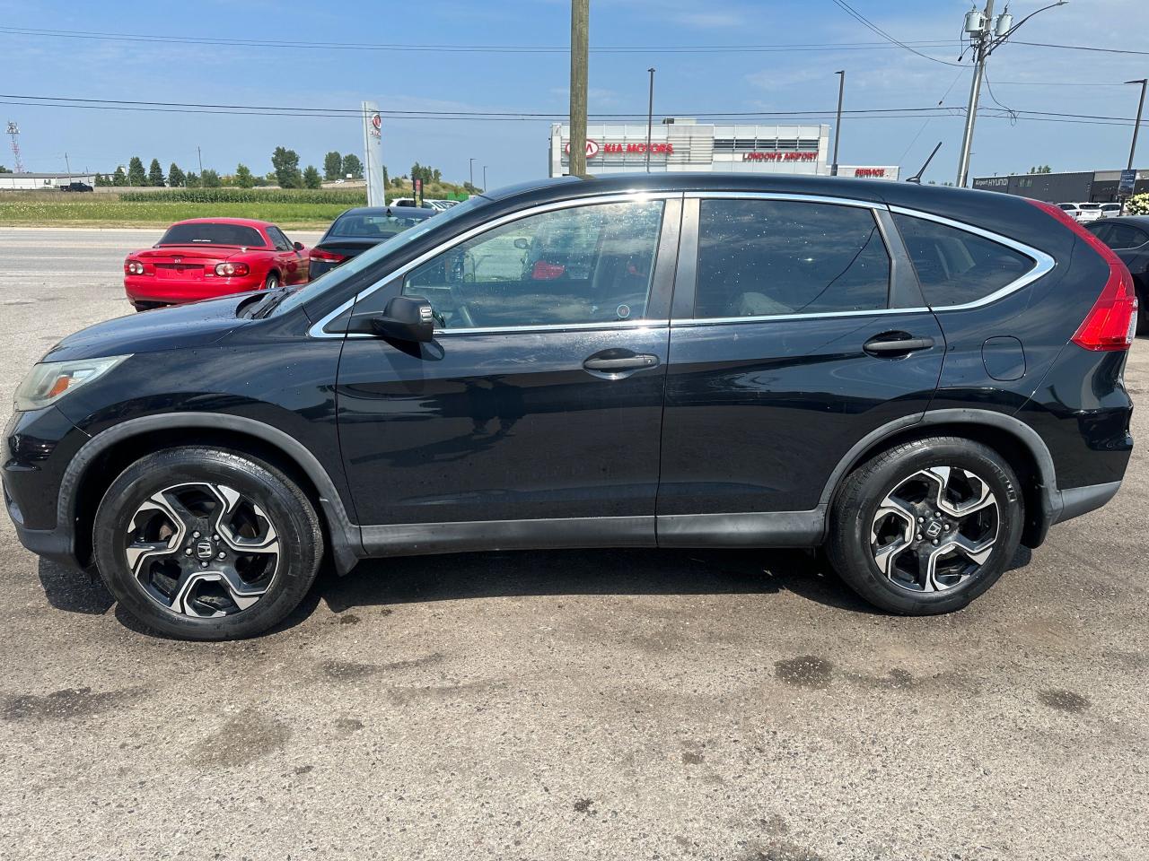 2015 Honda CR-V LX. 4 CYLINDER, ONLY 176KMS, AUTO, CERTIFIED - Photo #2