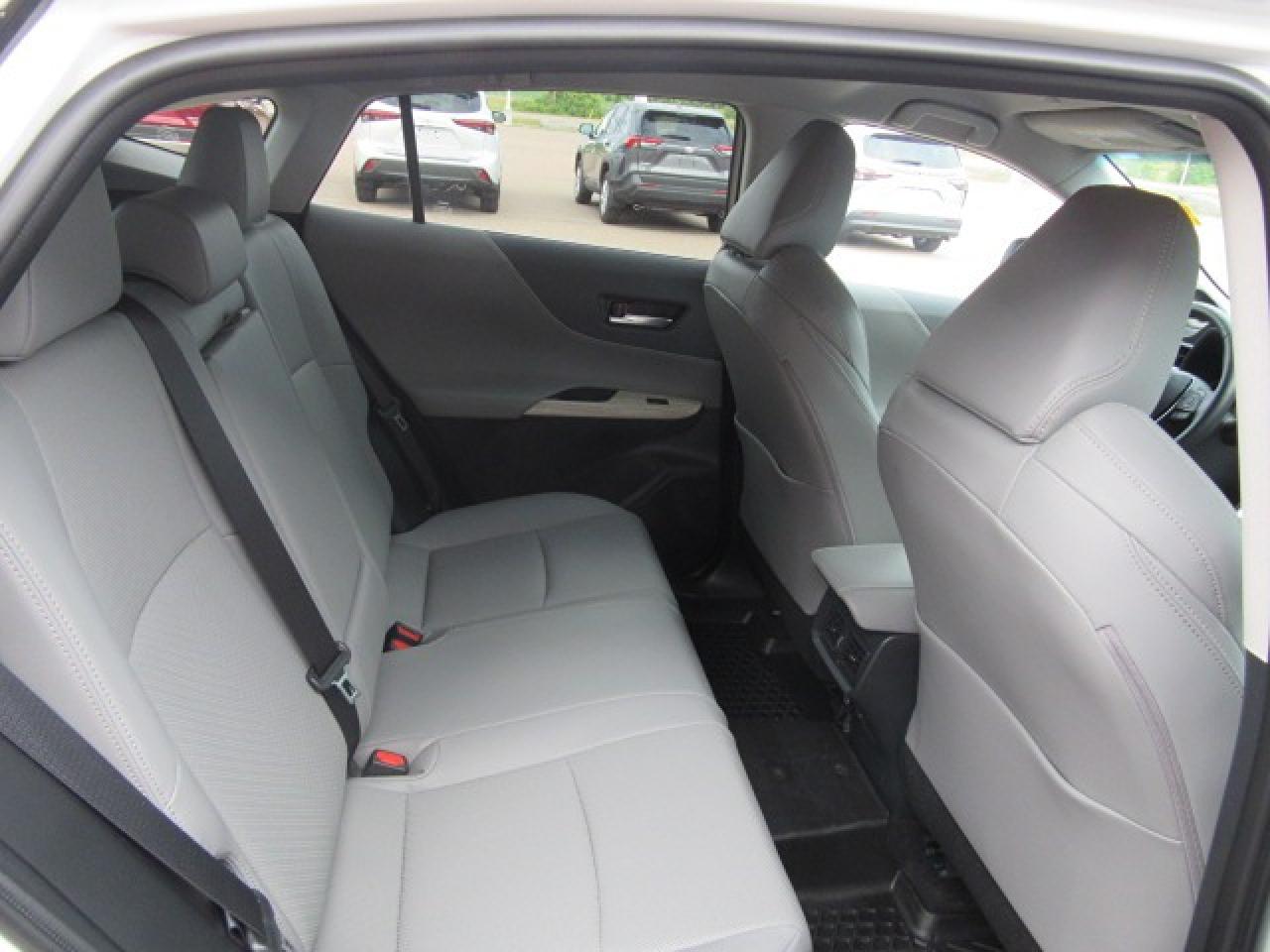 2024 Toyota Venza XLE Photo