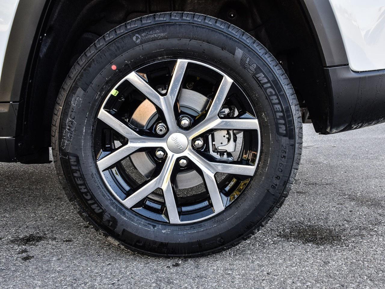 2025 Jeep Grand Cherokee LIMITED 4X4 Photo