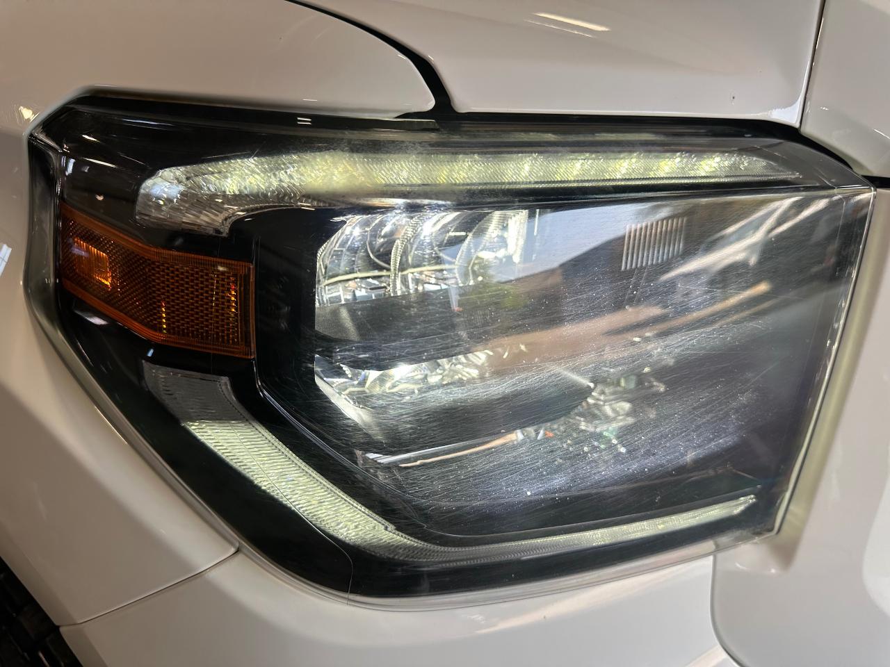 2019 Toyota Tundra TRD PRO | LEATHER | CREW MAX | 5.7L V8 - Photo #4