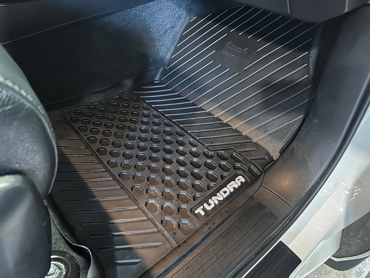 2019 Toyota Tundra TRD PRO | LEATHER | CREW MAX | 5.7L V8 - Photo #12