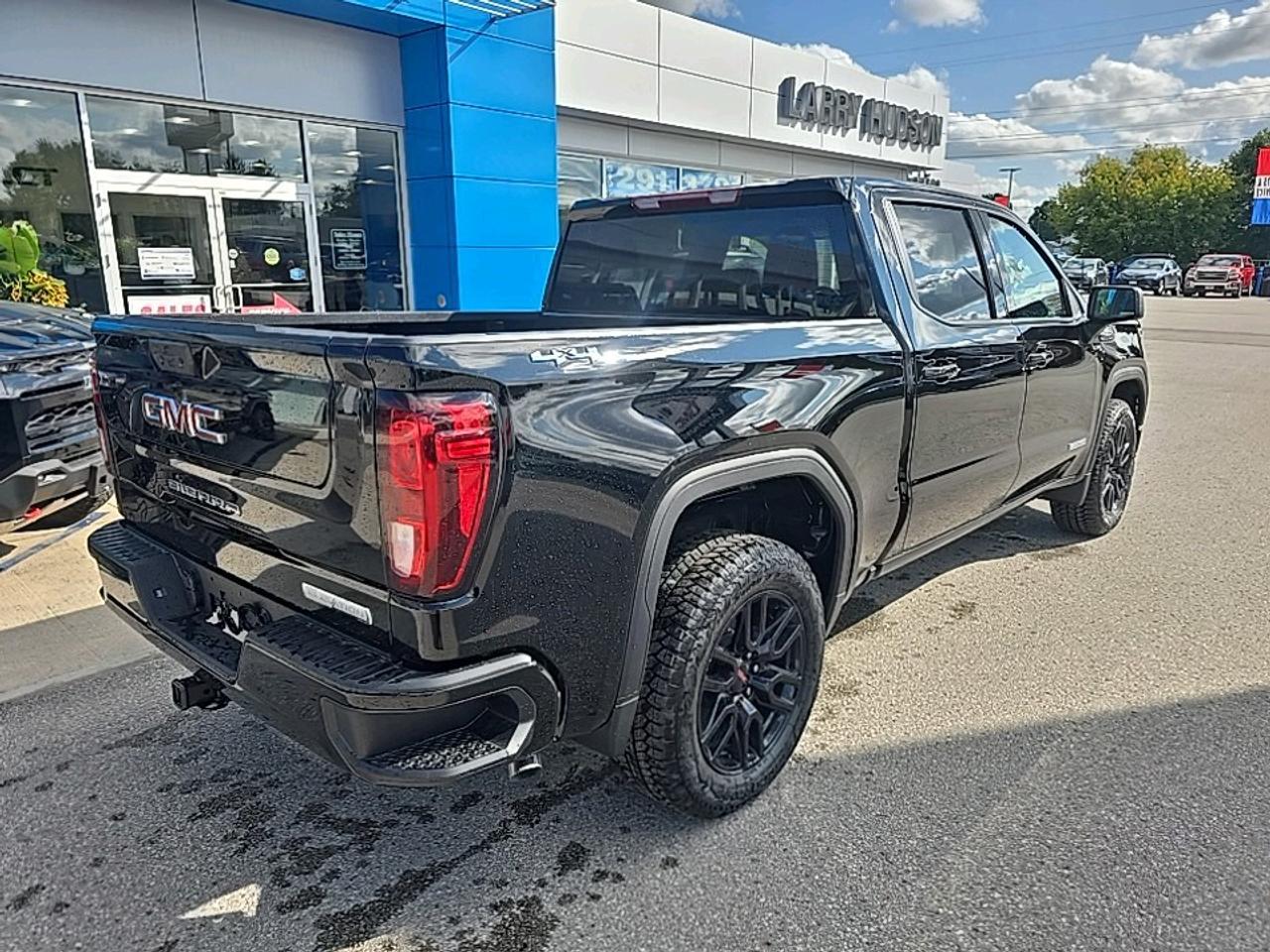 2026 GMC Sierra 1500 ELEVATION Photo2