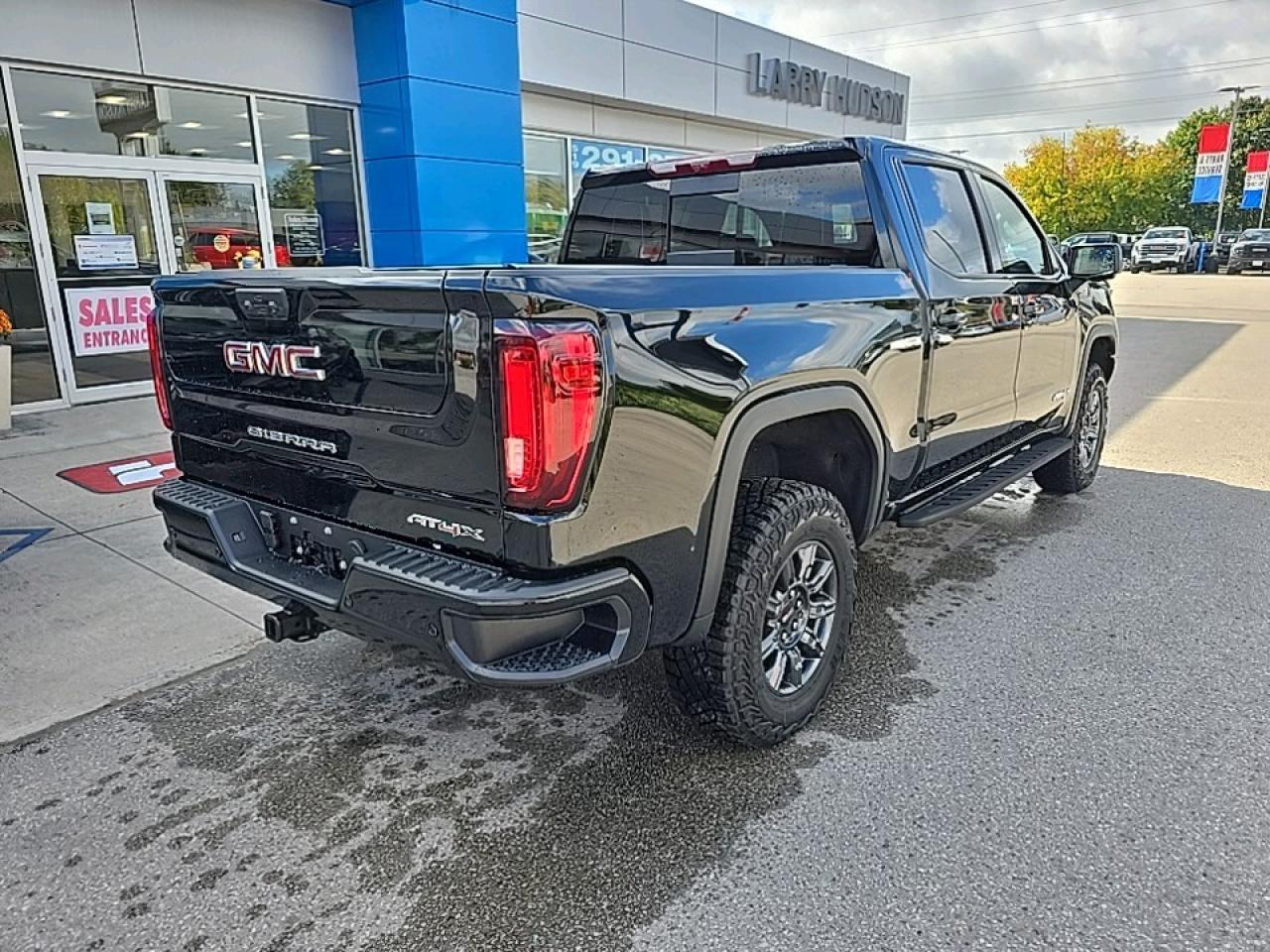 2026 GMC Sierra 1500 AT4X Photo