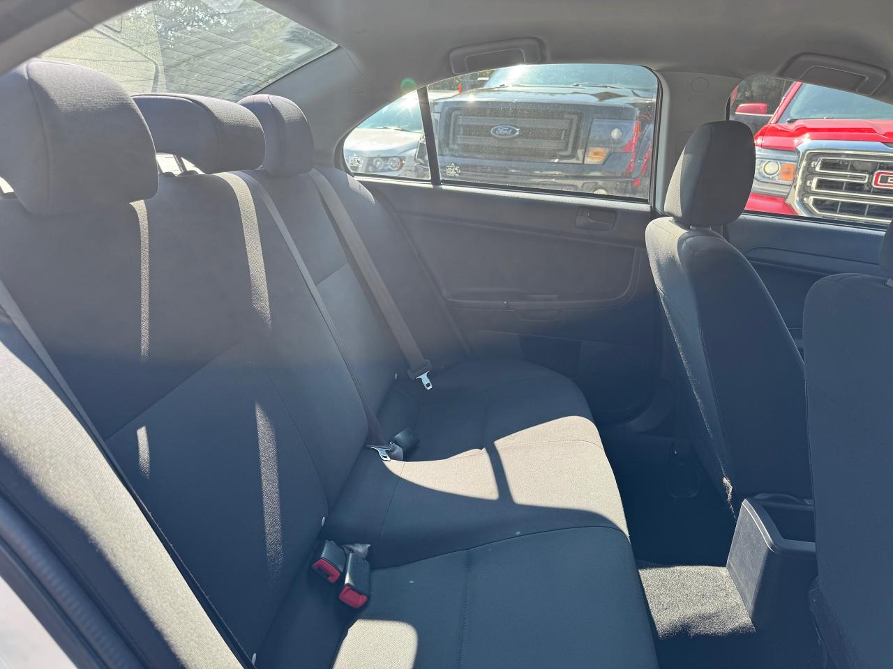 2015 Mitsubishi Lancer 4dr Sdn Man DE FWD - Photo #10