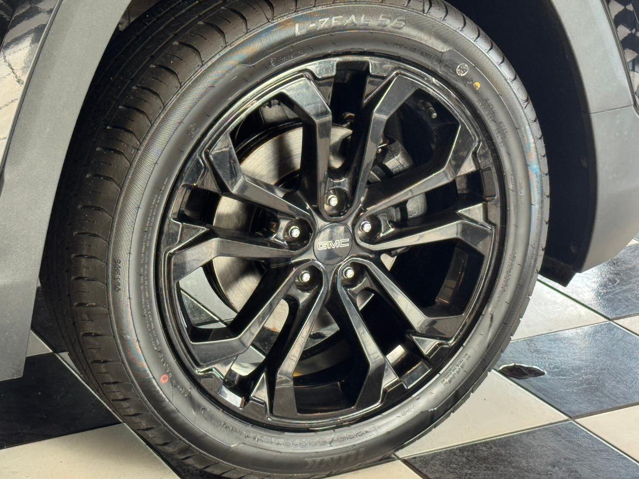 2019 GMC Terrain AWD SLE+New Tires+Brakes+RemoteStart+CLEAN CARFAX - Photo #51
