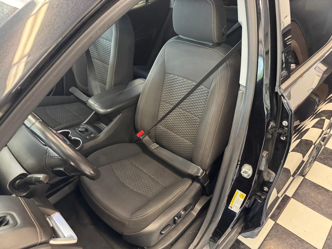 2019 GMC Terrain AWD SLE+New Tires+Brakes+RemoteStart+CLEAN CARFAX - Photo #18