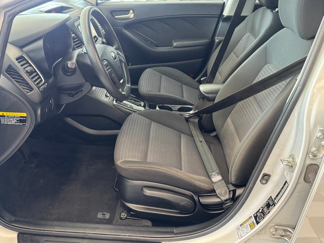 2018 Kia Forte LX+New Tires+Brakes+ApplePlay+A/C+CLEAN CARFAX Photo77
