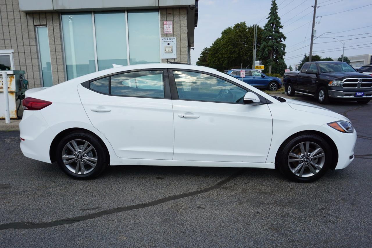 2018 Hyundai Elantra SE CERTIFIED CAMERA BLUETOOTH HEATED SEATS SUNROOF CRUISE ALLOYS - Photo #8