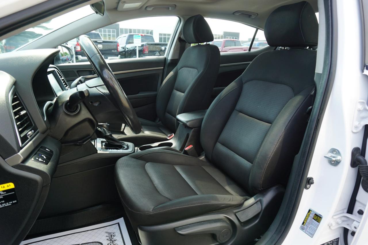 2018 Hyundai Elantra SE CERTIFIED CAMERA BLUETOOTH HEATED SEATS SUNROOF CRUISE ALLOYS - Photo #15