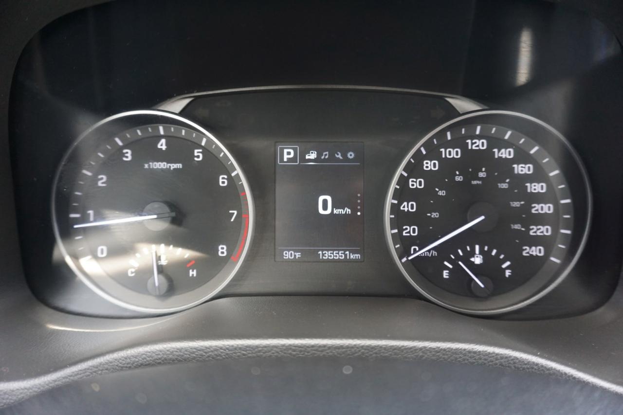 2018 Hyundai Elantra SE CERTIFIED CAMERA BLUETOOTH HEATED SEATS SUNROOF CRUISE ALLOYS - Photo #38