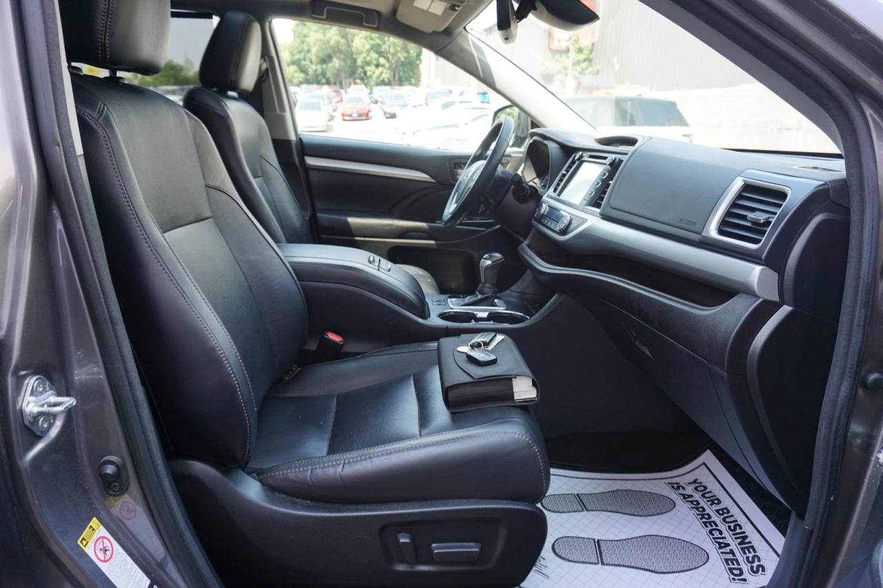 2018 Toyota Highlander V6 XLE AWD CERTIFIED *1 OWNER*7 SEATS* CAMERA NAV BLUETOOTH LEATHER HEATED SEATS SUNROOF CRUISE ALLOYS - Photo #20