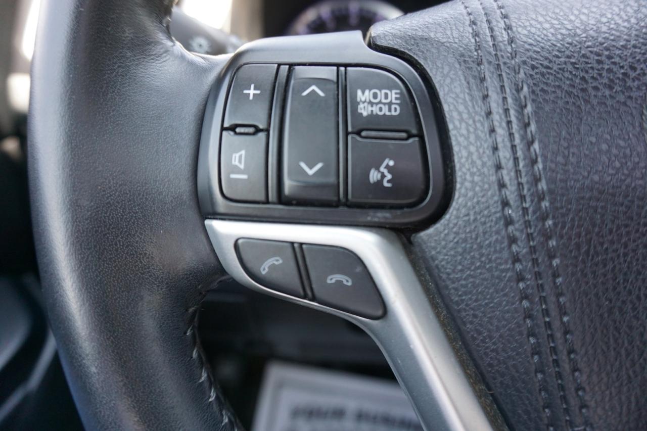 2018 Toyota Highlander V6 XLE AWD CERTIFIED *1 OWNER*7 SEATS* CAMERA NAV BLUETOOTH LEATHER HEATED SEATS SUNROOF CRUISE ALLOYS - Photo #36