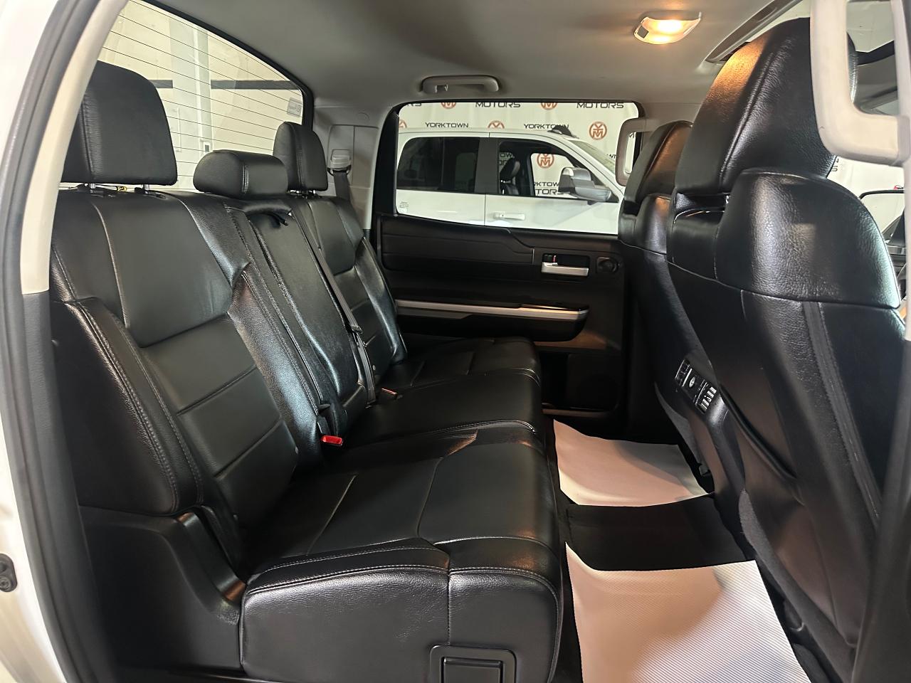 2017 Toyota Tundra LIMITED | CREW MAX | 5.7L V8 LEATHER | SUNROOF - Photo #17