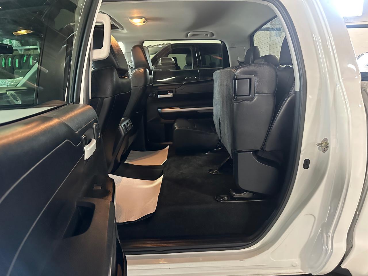 2017 Toyota Tundra LIMITED | CREW MAX | 5.7L V8 LEATHER | SUNROOF - Photo #27