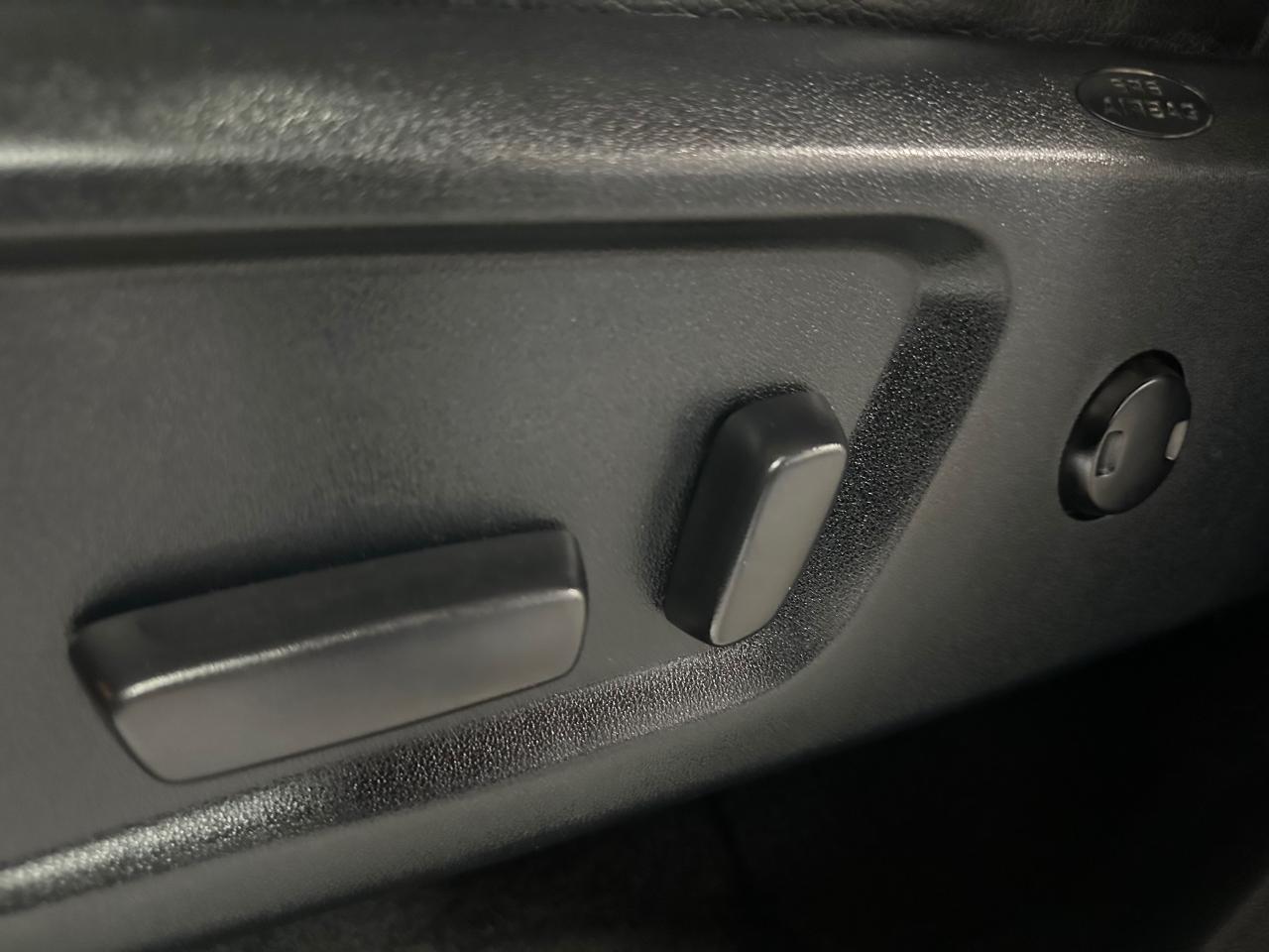 2017 Toyota Tundra LIMITED | CREW MAX | 5.7L V8 LEATHER | SUNROOF - Photo #32