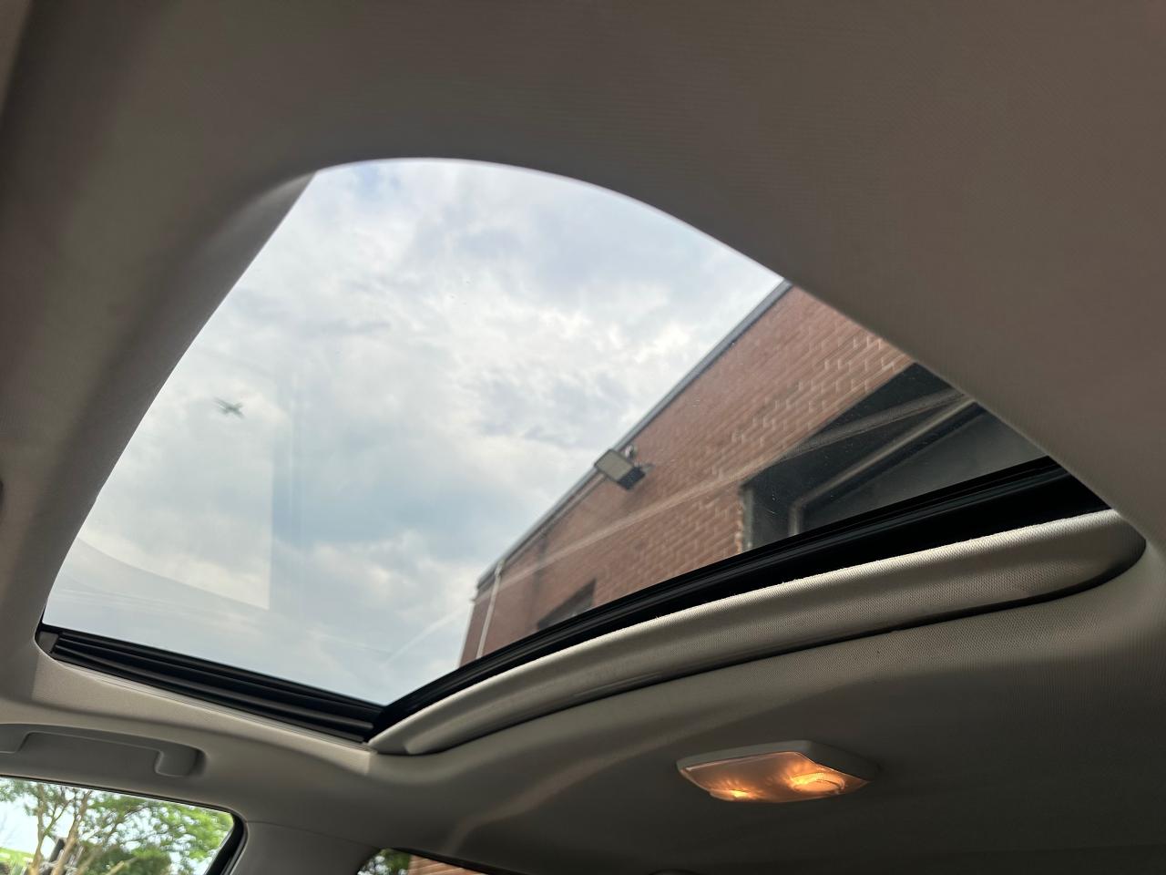 2017 Toyota Tundra LIMITED | CREW MAX | 5.7L V8 LEATHER | SUNROOF - Photo #47