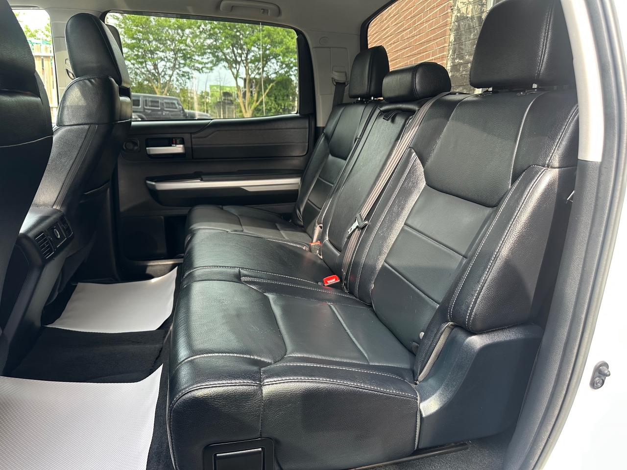 2017 Toyota Tundra LIMITED | CREW MAX | 5.7L V8 LEATHER | SUNROOF - Photo #48