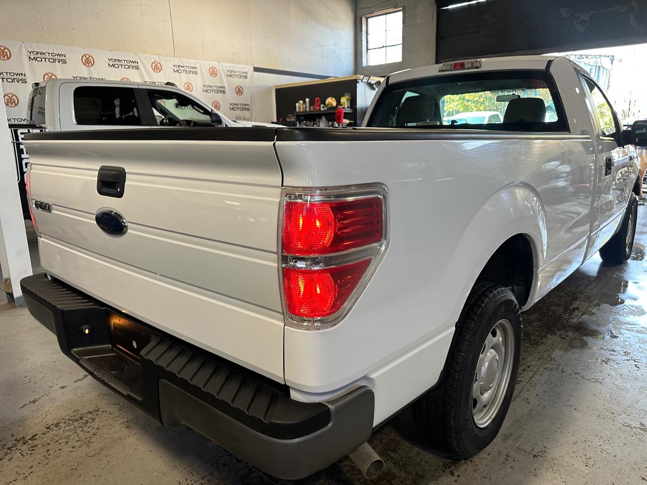 2010 Ford F-150 XL | 8FT LONG BOX | 4.6L 8CYL  | LOW KMS | CLEAN - Photo #9