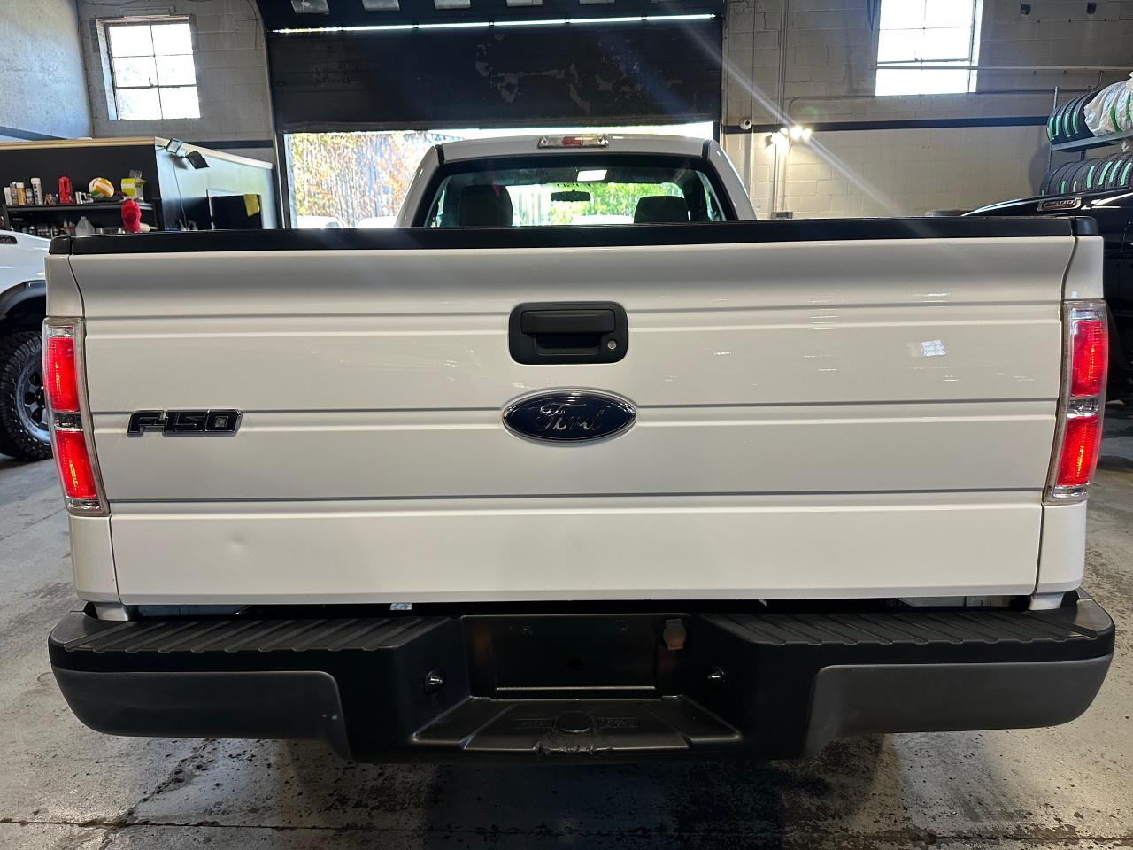 2010 Ford F-150 XL | 8FT LONG BOX | 4.6L 8CYL  | LOW KMS | CLEAN - Photo #10