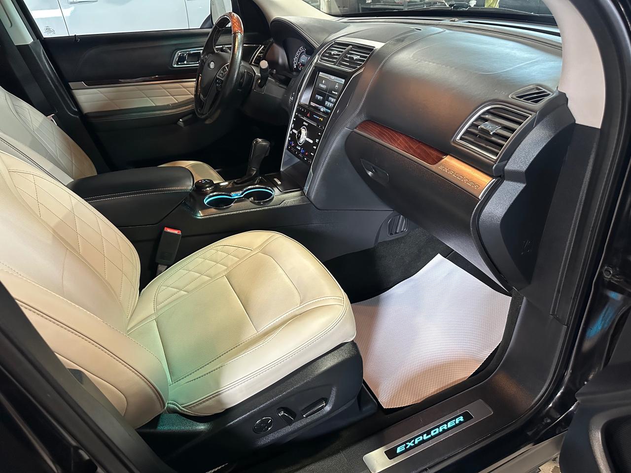 2016 Ford Explorer 4WD 4DR PLATINUM | AIR CON & HEATED SEATS |LEATHER Photo4