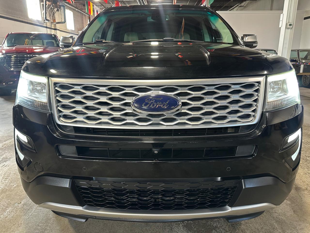 2016 Ford Explorer 4WD 4DR PLATINUM - Photo #2
