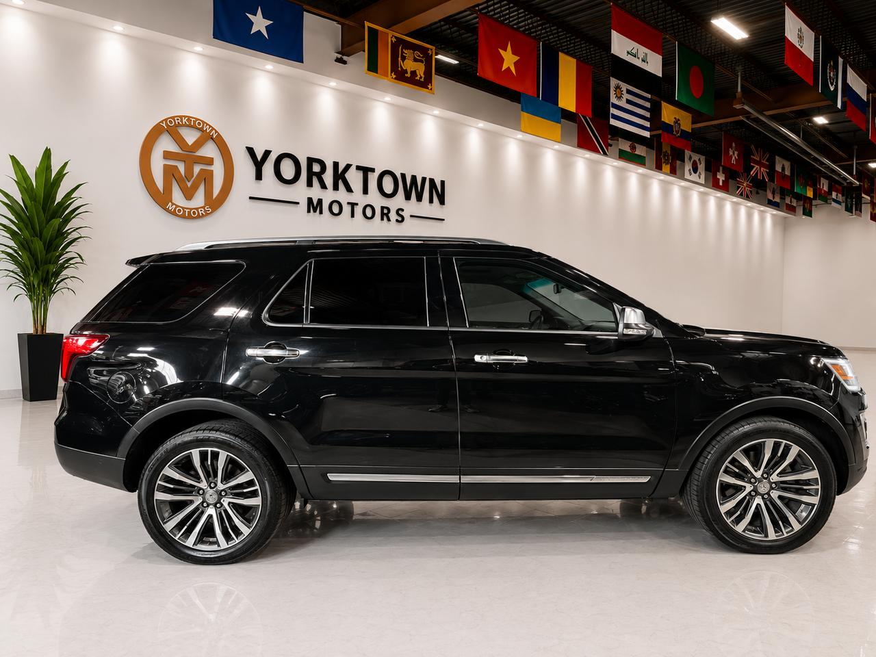 2016 Ford Explorer 7 PASS| PLATINUM | AIR CON & HEATED SEATS |LEATHER Photo4