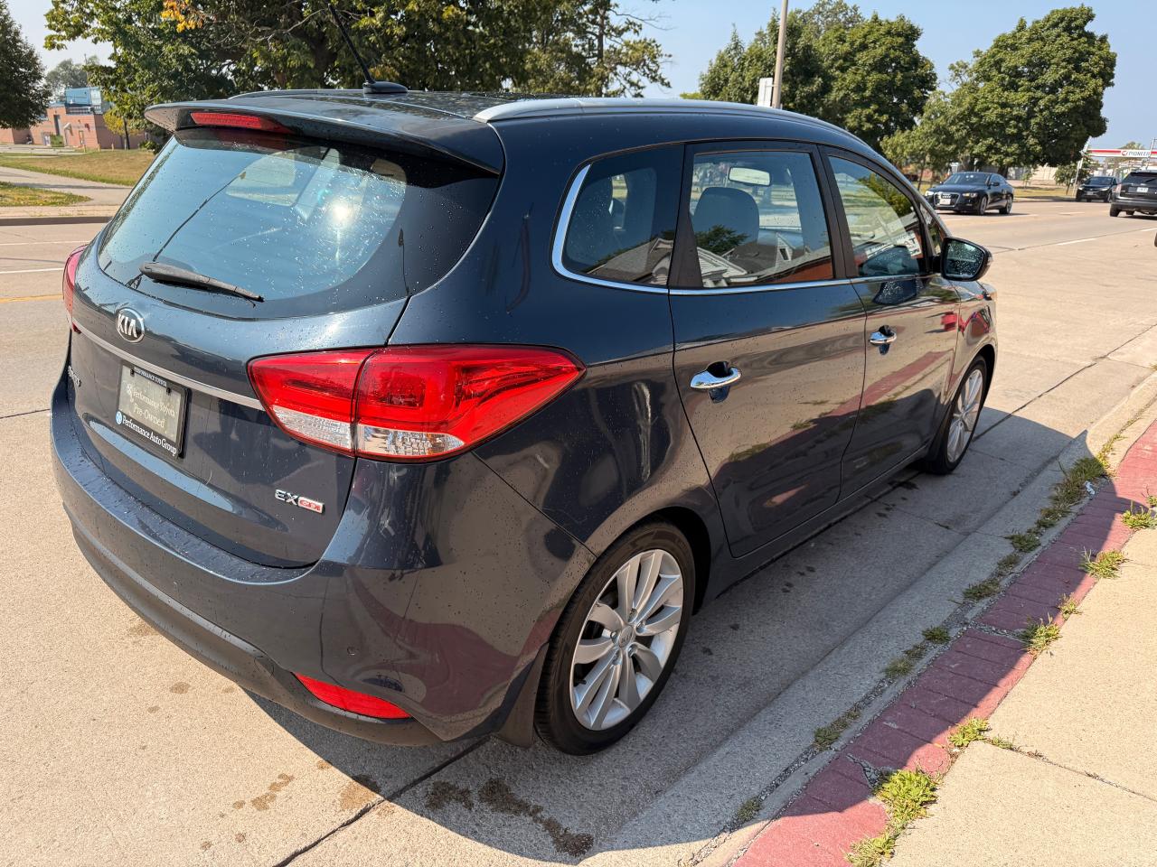 2016 Kia Rondo 4dr Wgn Auto EX Luxury w/Nav/17" Wheels - Photo #9