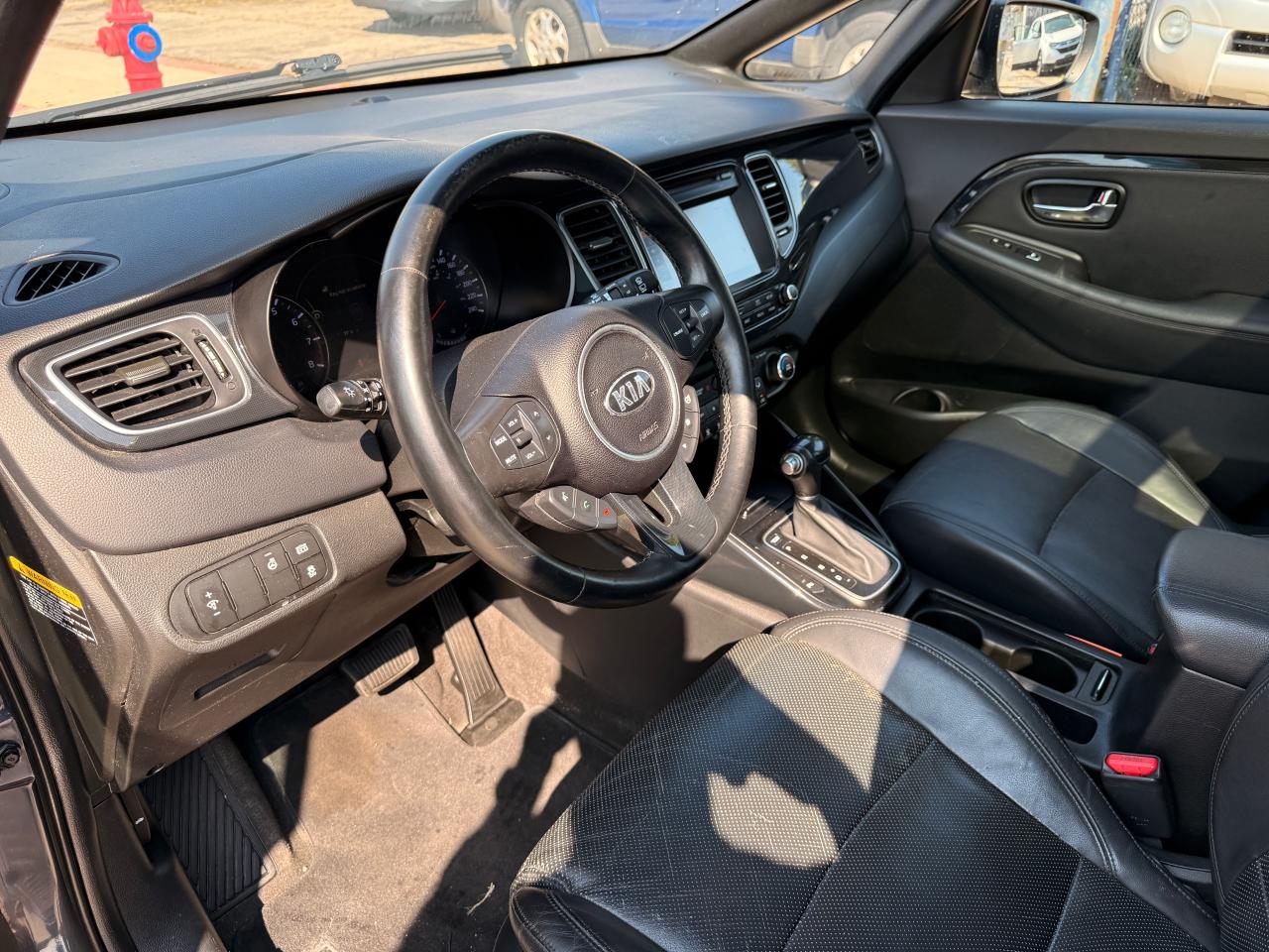 2016 Kia Rondo 4dr Wgn Auto EX Luxury w/Nav/17" Wheels - Photo #16