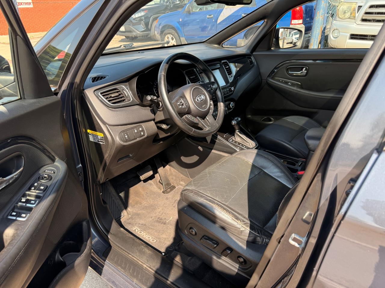 2016 Kia Rondo 4dr Wgn Auto EX Luxury w/Nav/17" Wheels - Photo #15