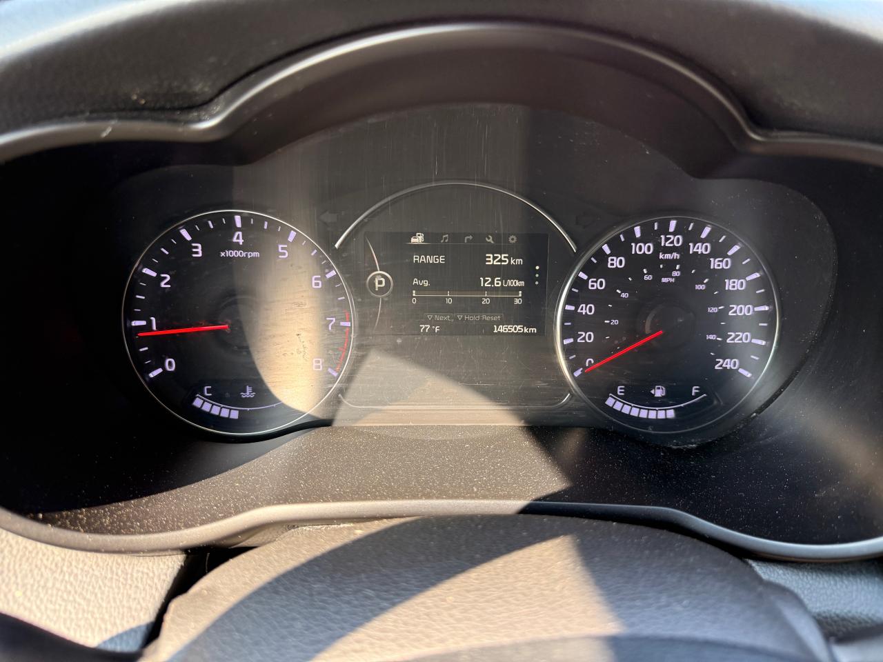 2016 Kia Rondo 4dr Wgn Auto EX Luxury w/Nav/17" Wheels - Photo #23