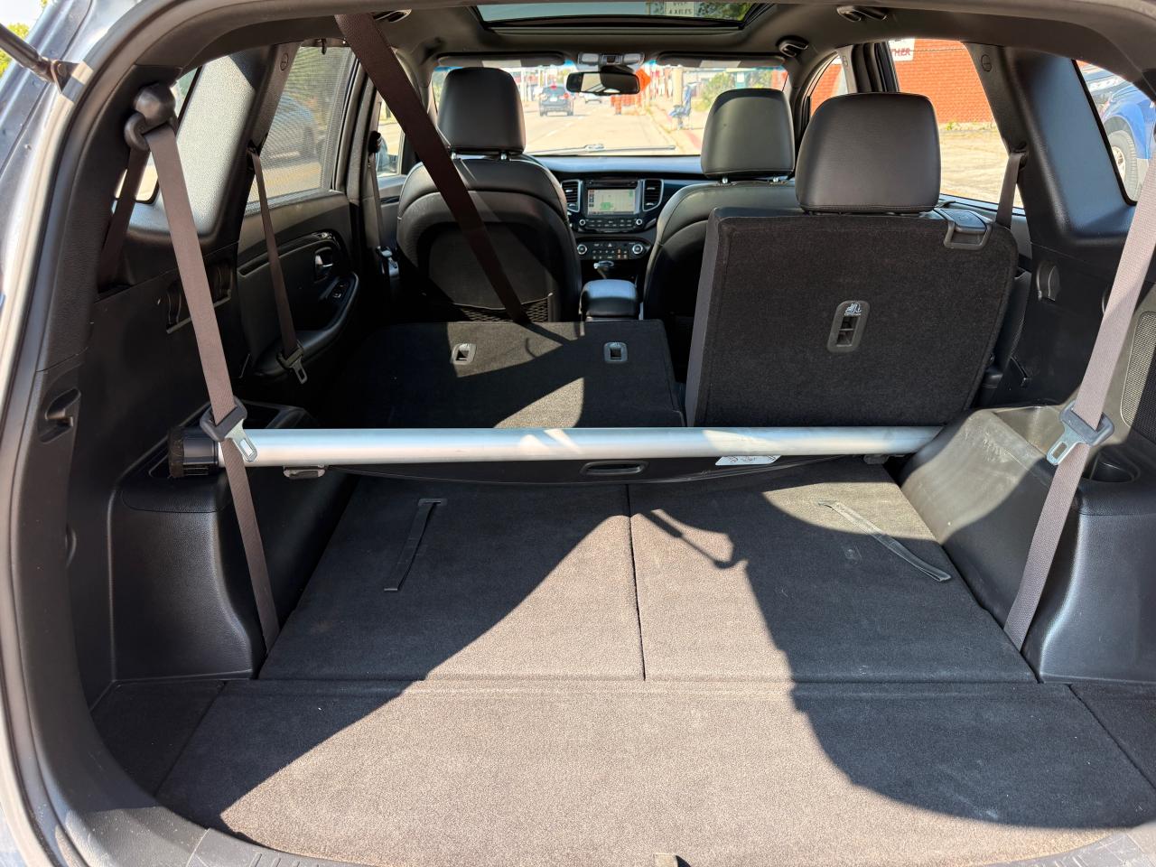 2016 Kia Rondo 4dr Wgn Auto EX Luxury w/Nav/17" Wheels - Photo #24