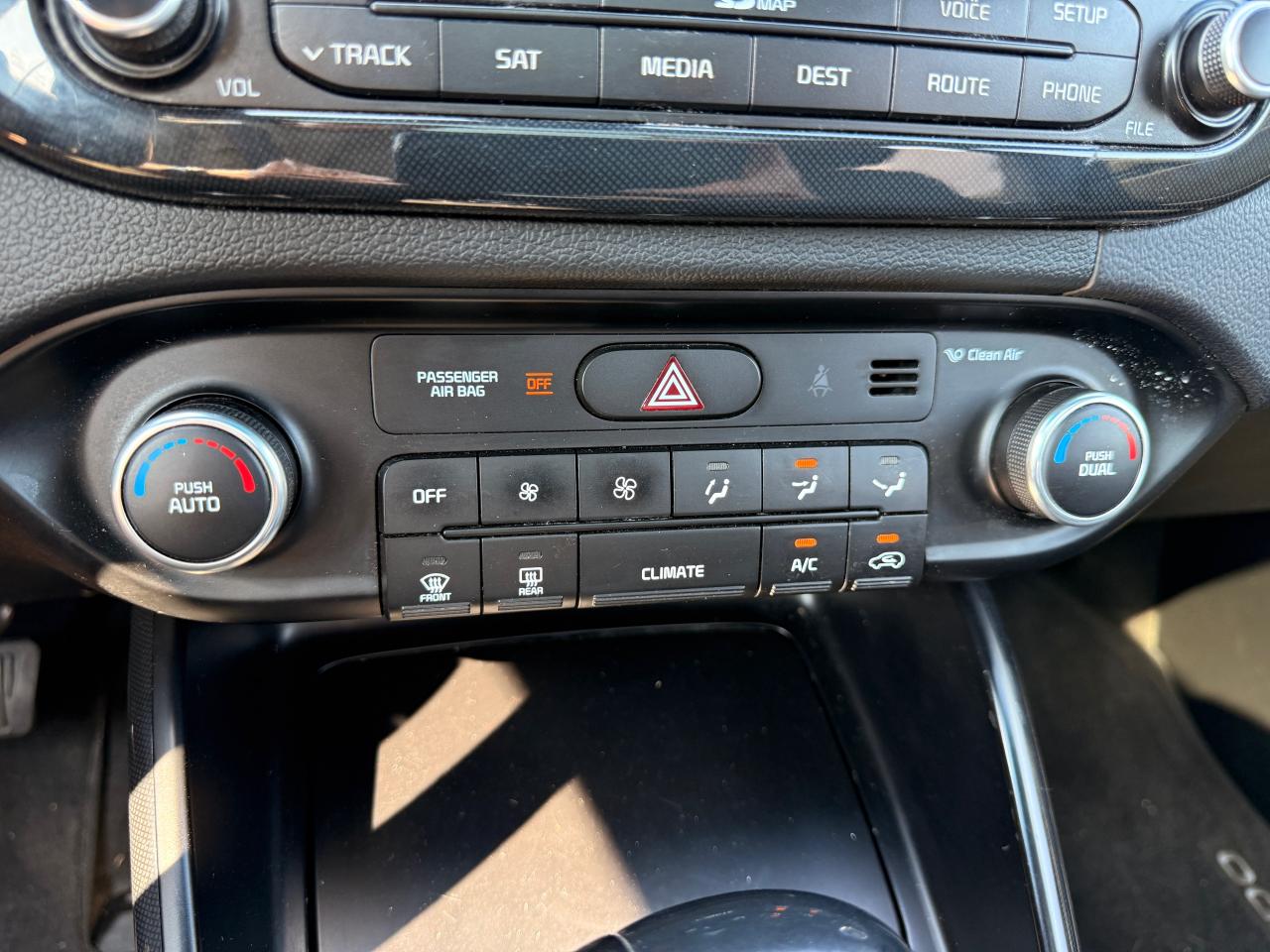 2016 Kia Rondo 4dr Wgn Auto EX Luxury w/Nav/17" Wheels - Photo #26