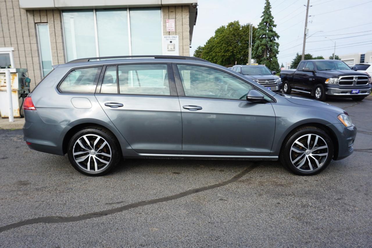 2017 Volkswagen Golf Sportwagen TSI S AWD CERTIFIED *1 OWNER*ACCIDENT FREE* CAMERA BLUETOOTH LEATHER HEATED SEATS PANO ROOF CRUISE ALLOYS - Photo #8