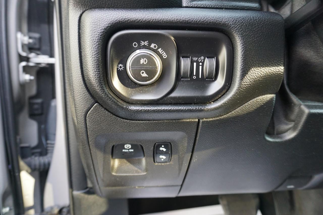 2019 RAM 1500 BIG HORN 4WD CERTIFIED *ACCIDENT FREE* NAV CAMERA BLUETOOTH CRUISE ALLOYS - Photo #28