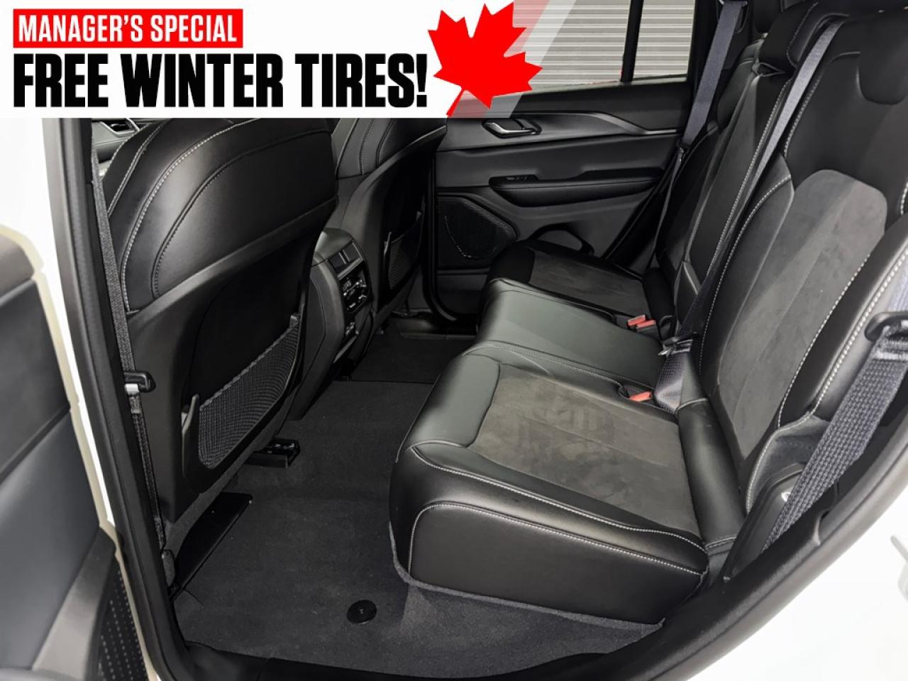 2024 Jeep Grand Cherokee LAREDO 4x4 Photo