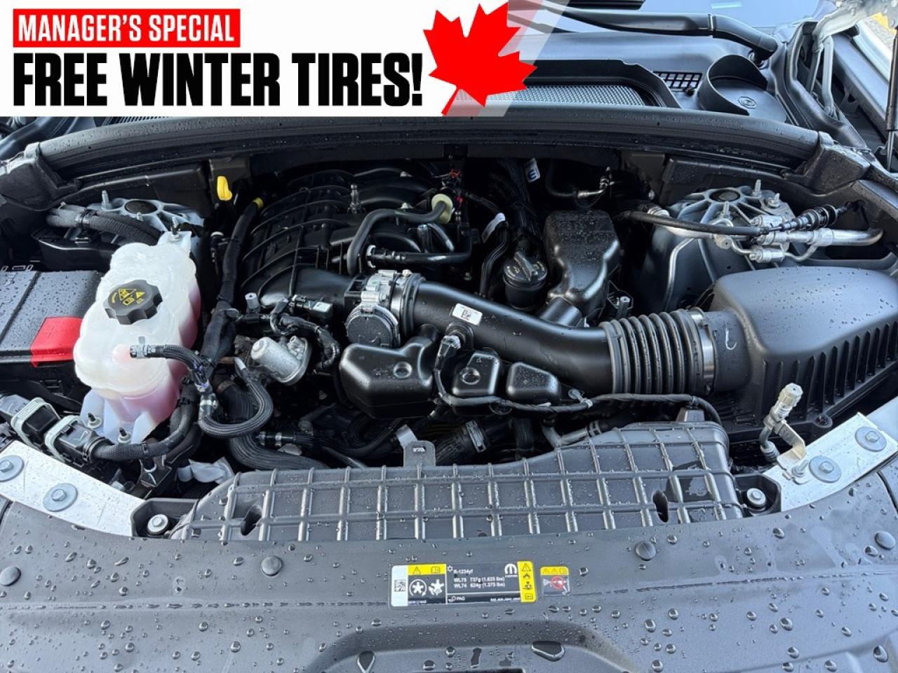 2024 Jeep Grand Cherokee LAREDO 4x4 Photo